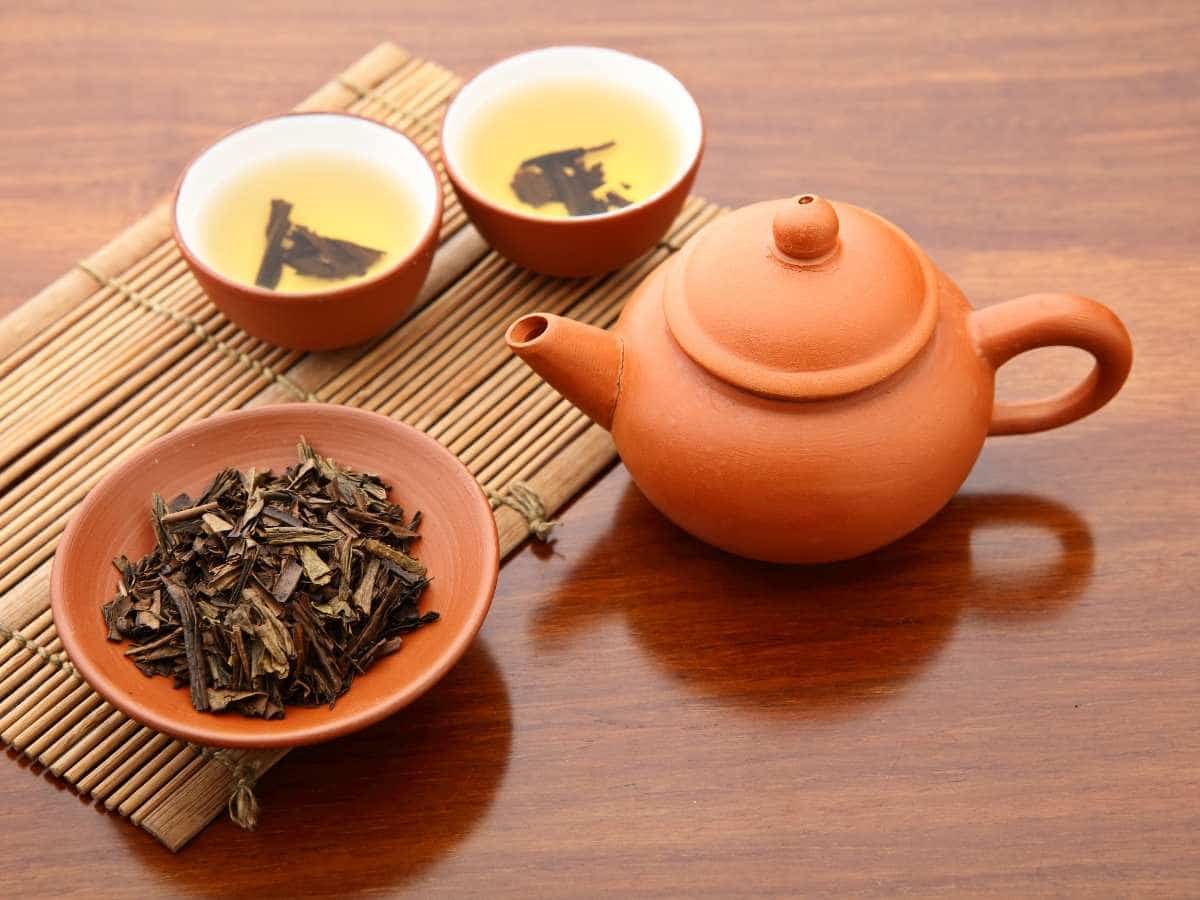 Hand-Rolled Oolong Tea